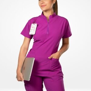 Top Clínico con Semi Cierre / Pantalón Deportivo de Uniforme Médico Scrub