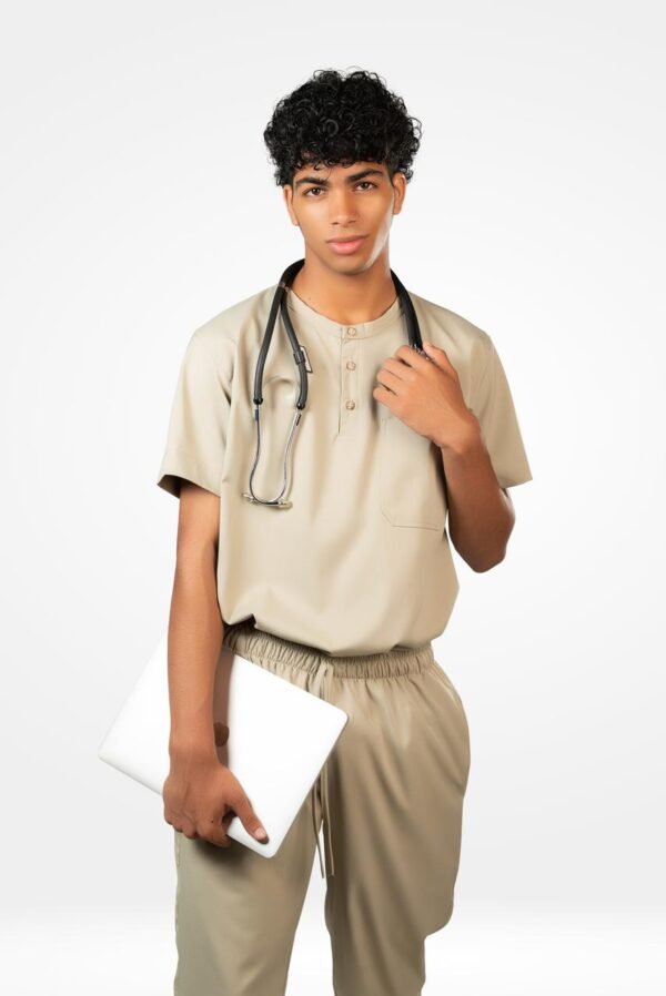 Top Clínico con Cuello Redondo / Pantalón Deportivo de Uniforme Médico Scrub - Image 2